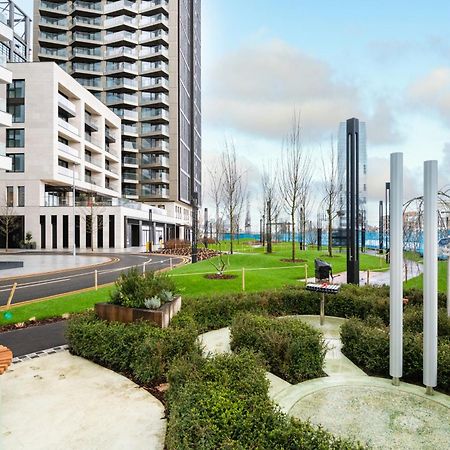 Elegant And Modern Apartments In Canary Wharf Right Next To Thames Londra Exterior foto