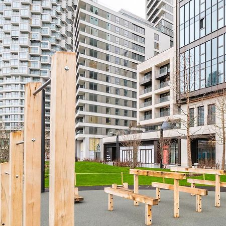 Elegant And Modern Apartments In Canary Wharf Right Next To Thames Londra Exterior foto