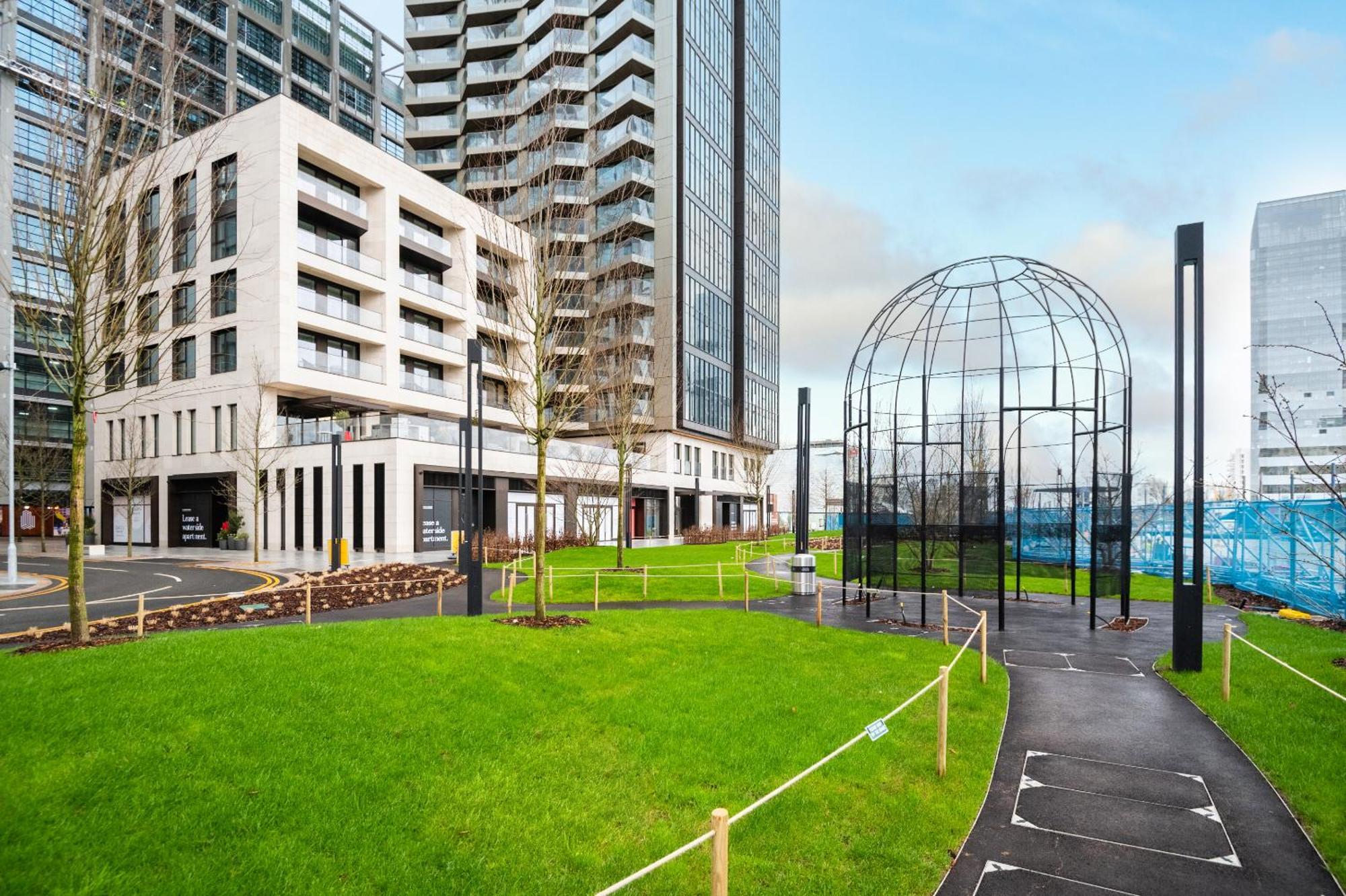 Elegant And Modern Apartments In Canary Wharf Right Next To Thames Londra Exterior foto
