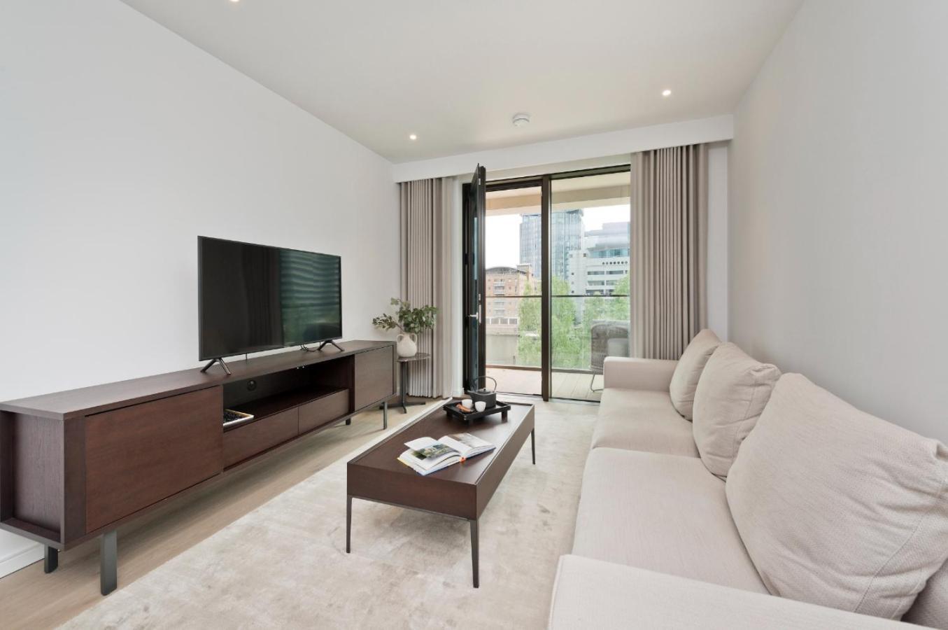 Elegant And Modern Apartments In Canary Wharf Right Next To Thames Londra Exterior foto