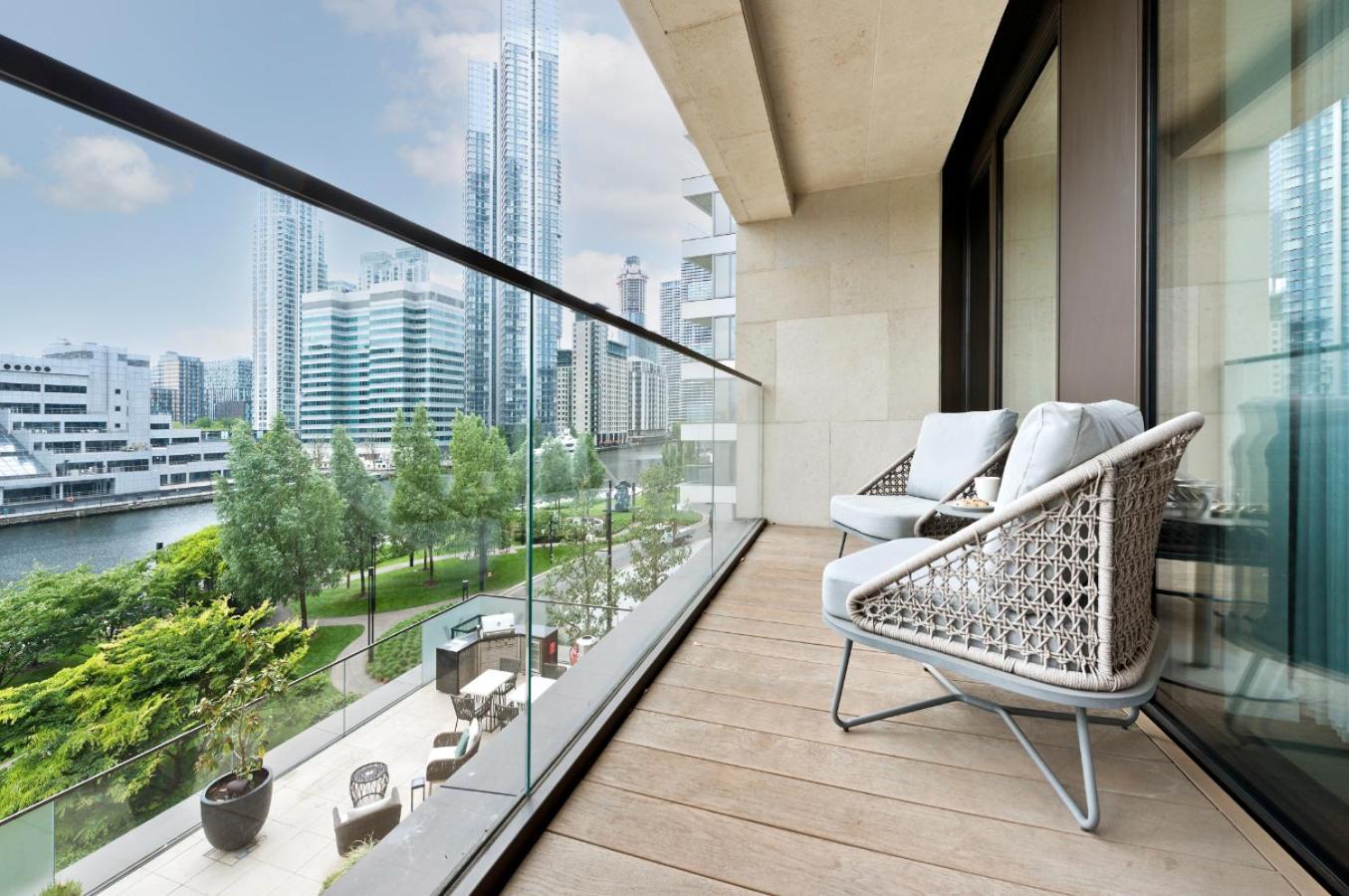 Elegant And Modern Apartments In Canary Wharf Right Next To Thames Londra Exterior foto
