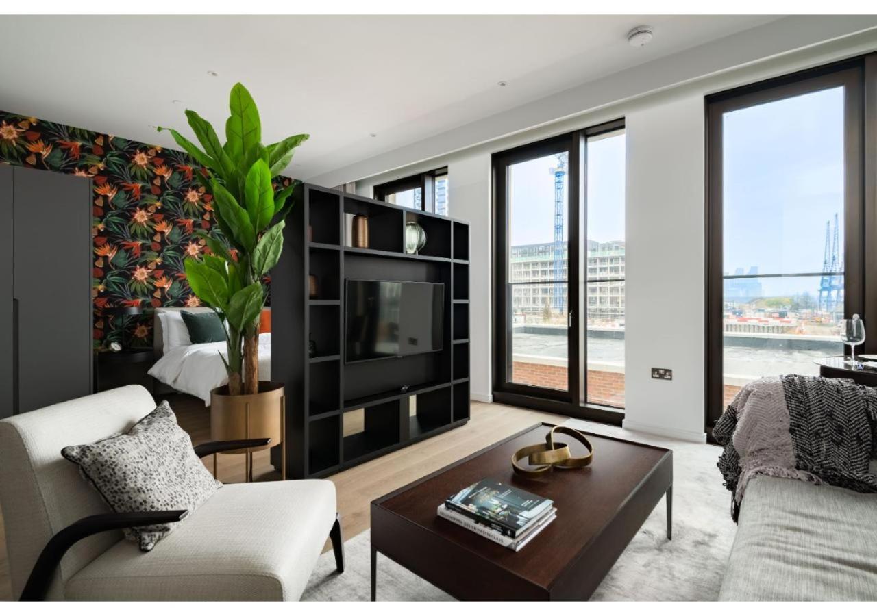 Elegant And Modern Apartments In Canary Wharf Right Next To Thames Londra Exterior foto