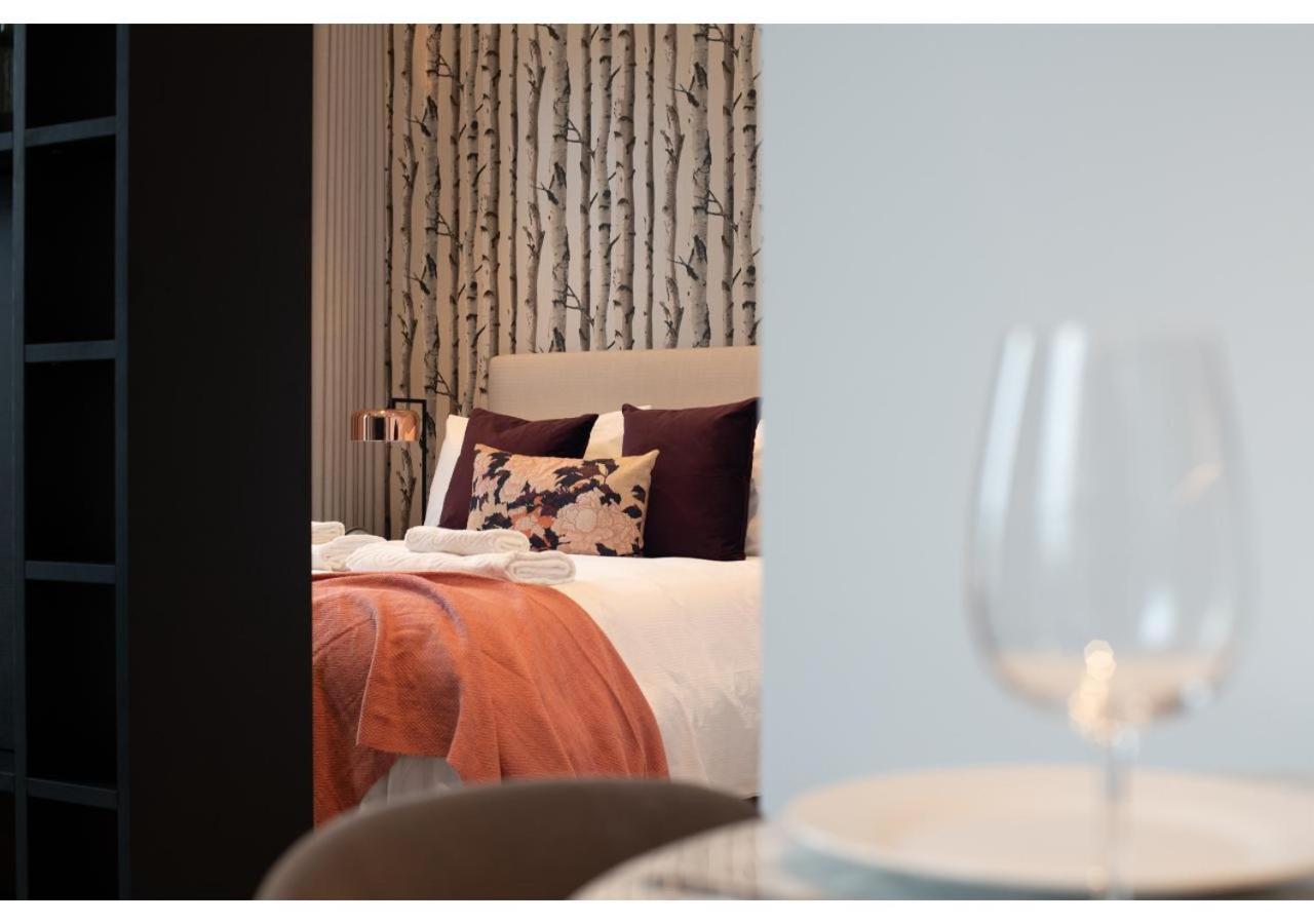 Elegant And Modern Apartments In Canary Wharf Right Next To Thames Londra Exterior foto