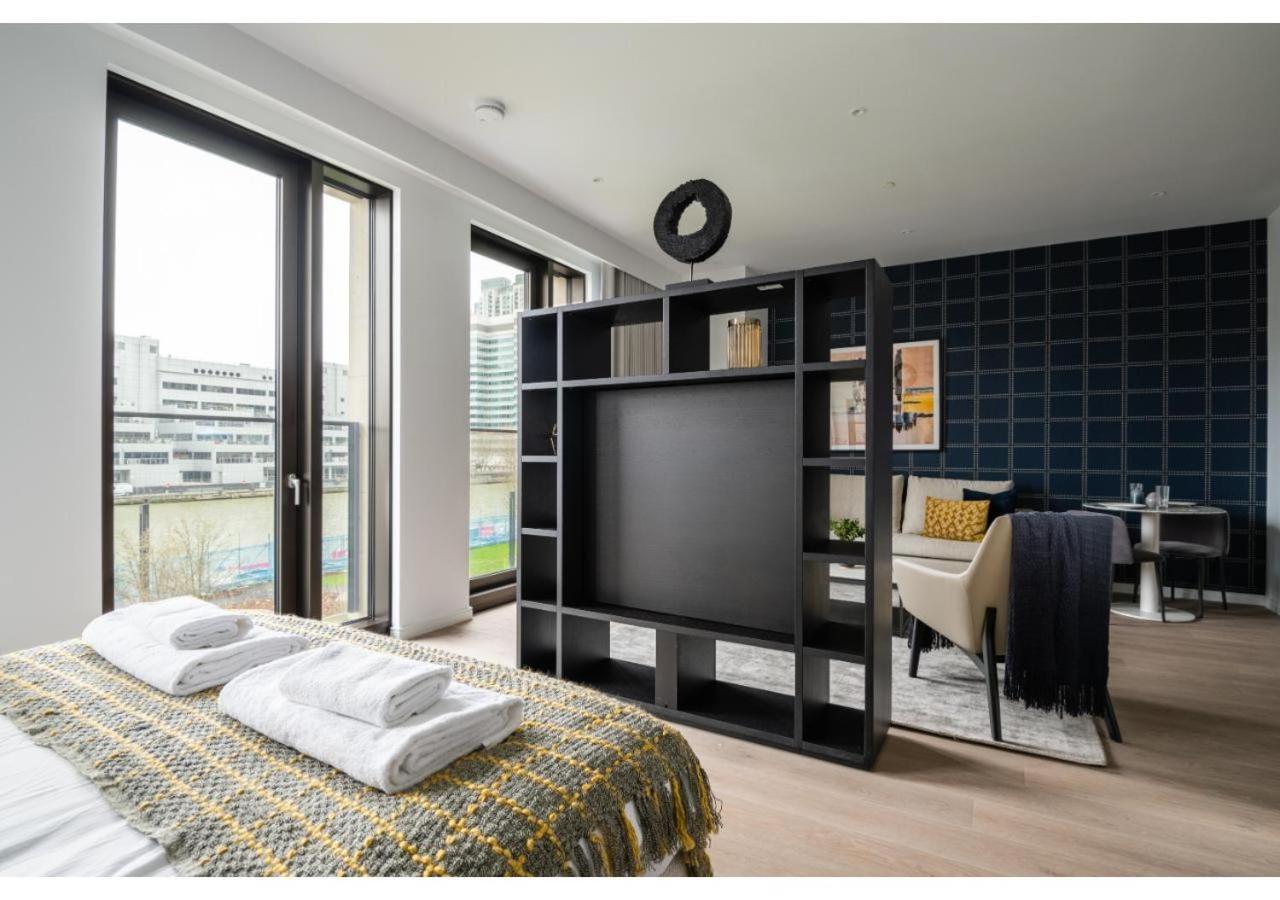 Elegant And Modern Apartments In Canary Wharf Right Next To Thames Londra Exterior foto